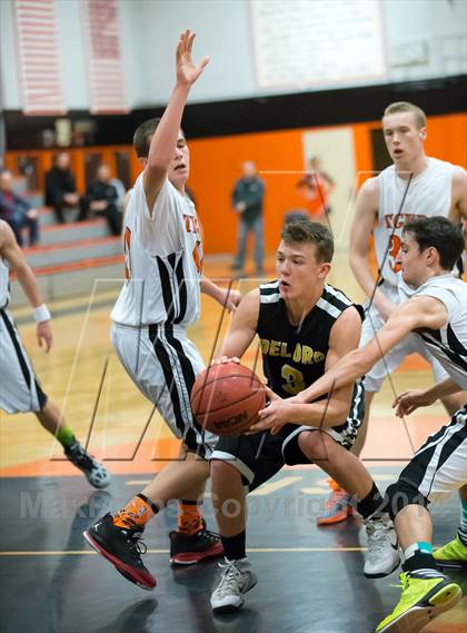 Thumbnail 3 in Roseville vs Del Oro photogallery.