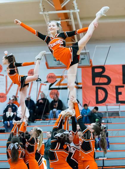 Thumbnail 3 in Roseville vs Del Oro photogallery.