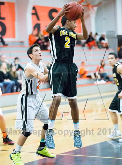 Thumbnail 1 in Roseville vs Del Oro photogallery.