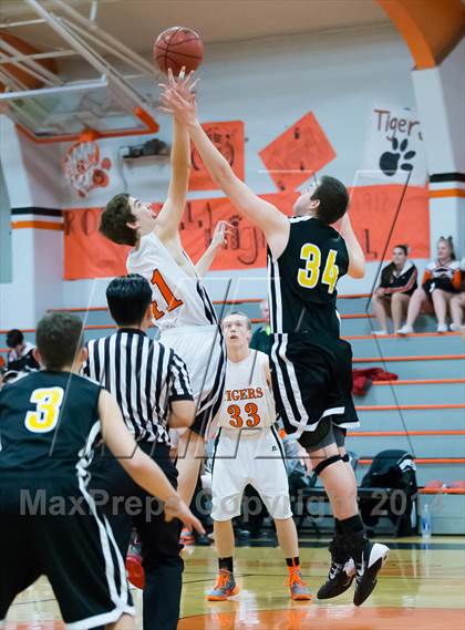 Thumbnail 1 in Roseville vs Del Oro photogallery.