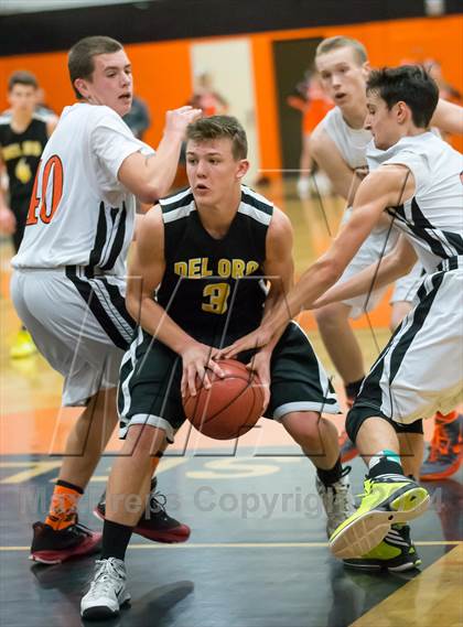 Thumbnail 2 in Roseville vs Del Oro photogallery.