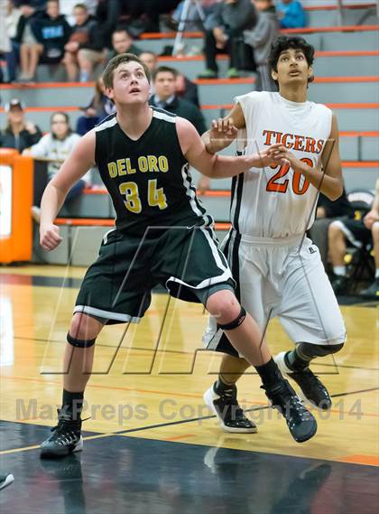 Thumbnail 1 in Roseville vs Del Oro photogallery.
