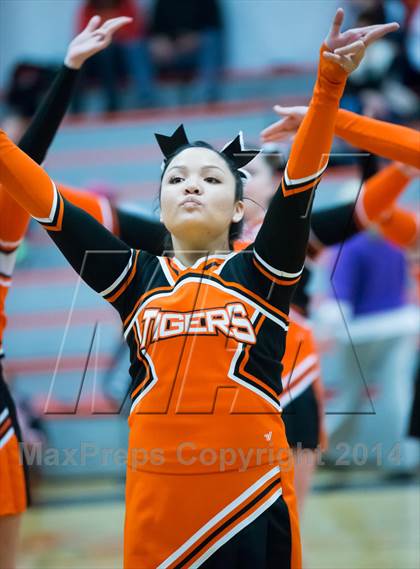 Thumbnail 2 in Roseville vs Del Oro photogallery.