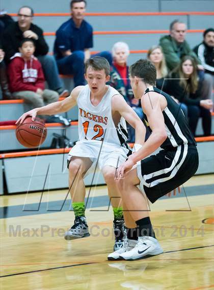 Thumbnail 2 in Roseville vs Del Oro photogallery.