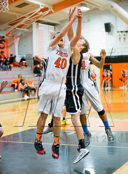 Thumbnail 1 in Roseville vs Del Oro photogallery.