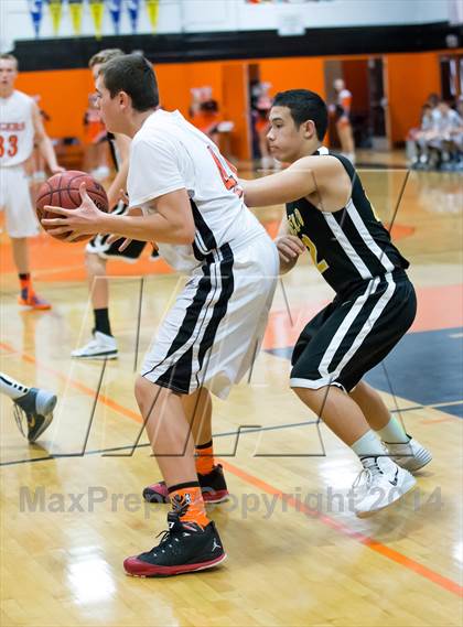 Thumbnail 3 in Roseville vs Del Oro photogallery.