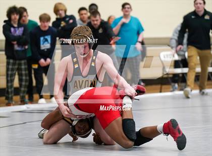 Thumbnail 2 in IHSAA Sectional 25. Avon photogallery.