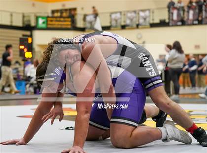 Thumbnail 2 in IHSAA Sectional 25. Avon photogallery.