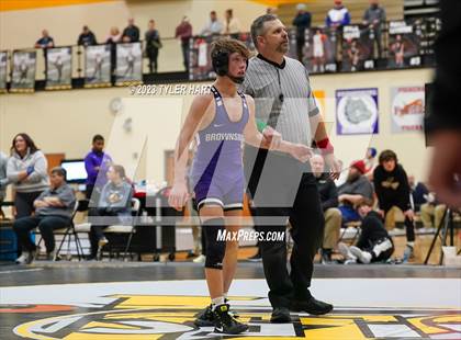Thumbnail 1 in IHSAA Sectional 25. Avon photogallery.