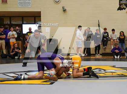 Thumbnail 3 in IHSAA Sectional 25. Avon photogallery.