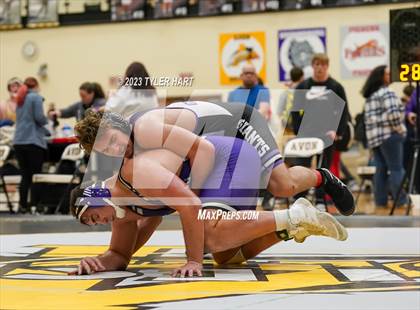 Thumbnail 1 in IHSAA Sectional 25. Avon photogallery.