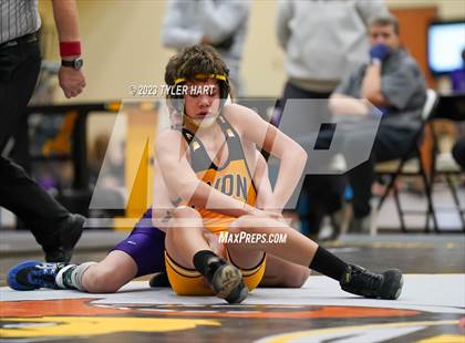 Thumbnail 1 in IHSAA Sectional 25. Avon photogallery.