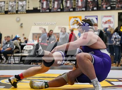 Thumbnail 2 in IHSAA Sectional 25. Avon photogallery.