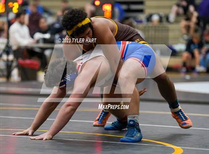 Thumbnail 3 in IHSAA Sectional 25. Avon photogallery.