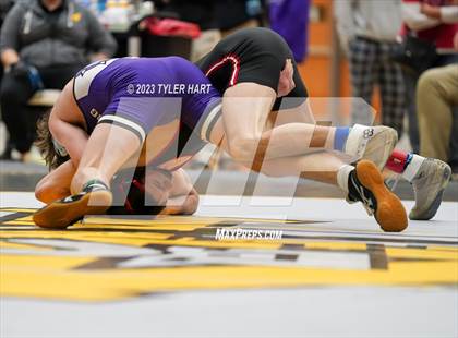 Thumbnail 3 in IHSAA Sectional 25. Avon photogallery.