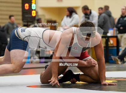 Thumbnail 3 in IHSAA Sectional 25. Avon photogallery.