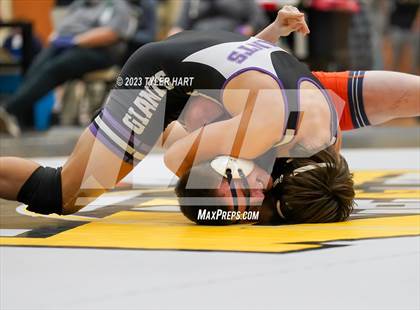 Thumbnail 2 in IHSAA Sectional 25. Avon photogallery.