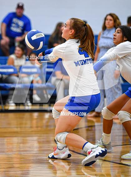 Thumbnail 2 in Mumford vs Brazos Christian photogallery.