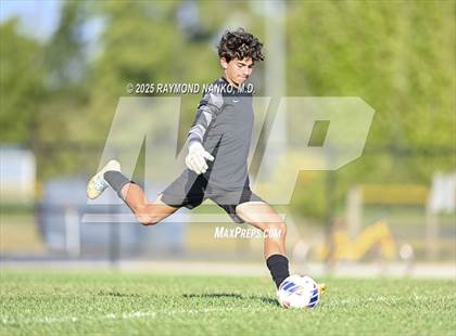 Thumbnail 3 in JV: Pendleton Heights @ Yorktown photogallery.