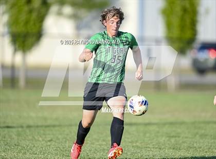 Thumbnail 2 in JV: Pendleton Heights @ Yorktown photogallery.