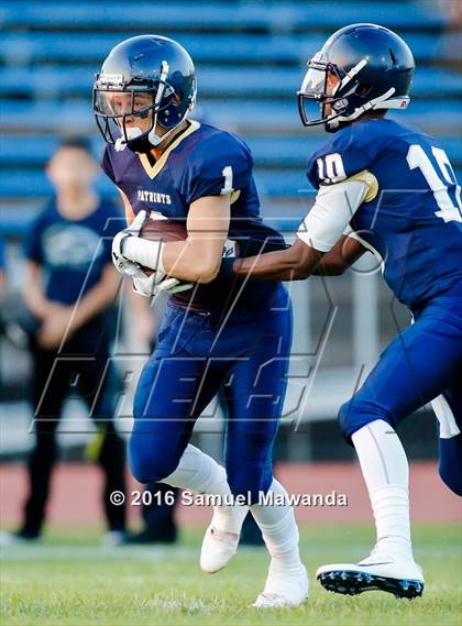 Thumbnail 2 in Harvard-Westlake @ Birmingham photogallery.