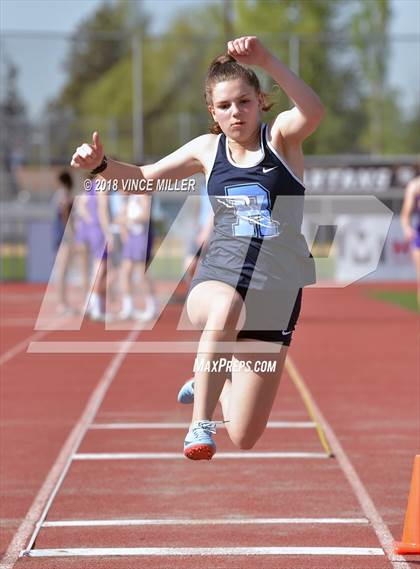 Thumbnail 1 in Sumner vs Rogers photogallery.