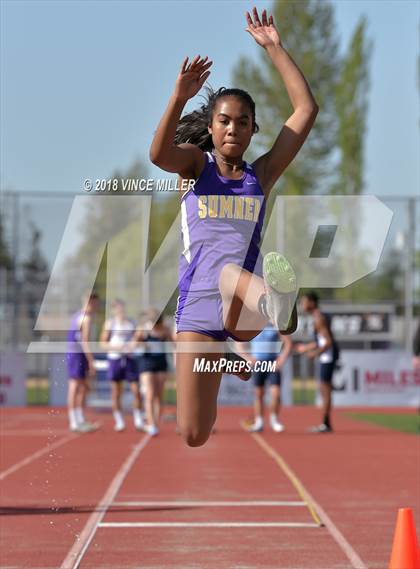 Thumbnail 2 in Sumner vs Rogers photogallery.