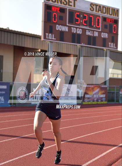 Thumbnail 2 in Sumner vs Rogers photogallery.
