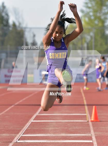 Thumbnail 2 in Sumner vs Rogers photogallery.