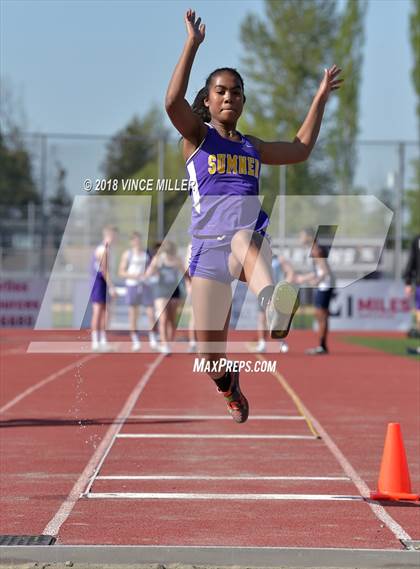 Thumbnail 1 in Sumner vs Rogers photogallery.