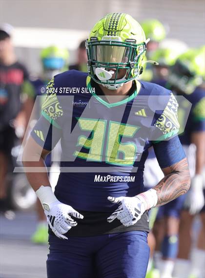 Thumbnail 3 in Polynesian Bowl (Team Mauka vs. Team Makai) photogallery.