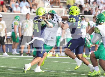 Thumbnail 2 in Polynesian Bowl (Team Mauka vs. Team Makai) photogallery.