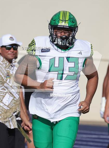 Thumbnail 2 in Polynesian Bowl (Team Mauka vs. Team Makai) photogallery.