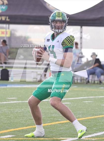 Thumbnail 1 in Polynesian Bowl (Team Mauka vs. Team Makai) photogallery.