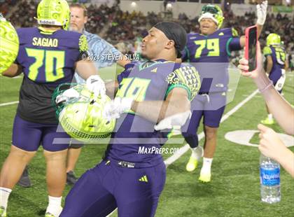 Thumbnail 1 in Polynesian Bowl (Team Mauka vs. Team Makai) photogallery.