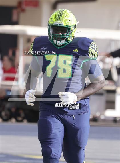 Thumbnail 1 in Polynesian Bowl (Team Mauka vs. Team Makai) photogallery.