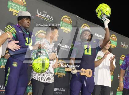 Thumbnail 2 in Polynesian Bowl (Team Mauka vs. Team Makai) photogallery.
