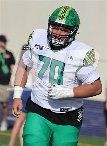 Thumbnail 3 in Polynesian Bowl (Team Mauka vs. Team Makai) photogallery.