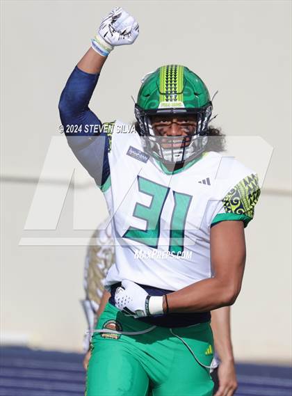 Thumbnail 2 in Polynesian Bowl (Team Mauka vs. Team Makai) photogallery.