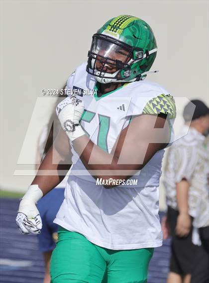 Thumbnail 2 in Polynesian Bowl (Team Mauka vs. Team Makai) photogallery.