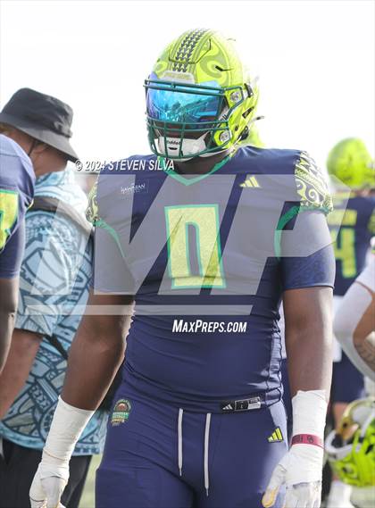 Thumbnail 3 in Polynesian Bowl (Team Mauka vs. Team Makai) photogallery.