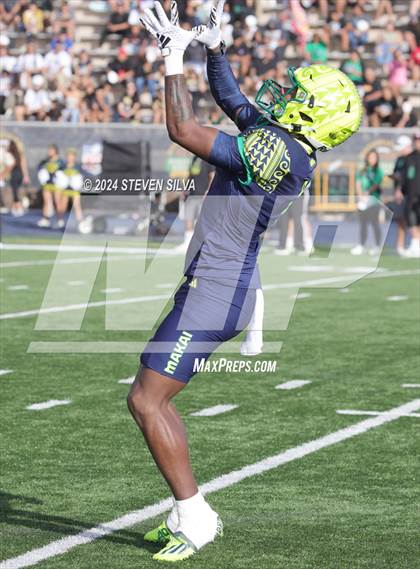 Thumbnail 3 in Polynesian Bowl (Team Mauka vs. Team Makai) photogallery.