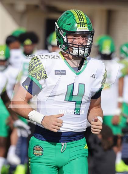 Thumbnail 3 in Polynesian Bowl (Team Mauka vs. Team Makai) photogallery.