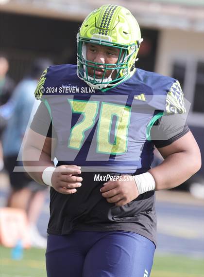 Thumbnail 2 in Polynesian Bowl (Team Mauka vs. Team Makai) photogallery.