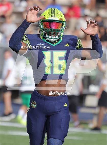 Thumbnail 1 in Polynesian Bowl (Team Mauka vs. Team Makai) photogallery.