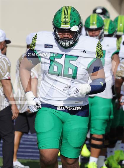 Thumbnail 2 in Polynesian Bowl (Team Mauka vs. Team Makai) photogallery.