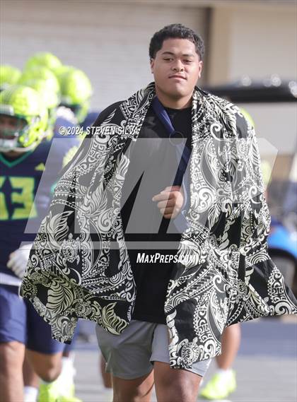 Thumbnail 3 in Polynesian Bowl (Team Mauka vs. Team Makai) photogallery.