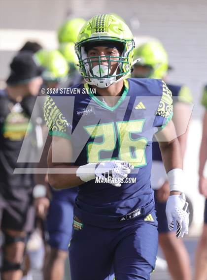 Thumbnail 2 in Polynesian Bowl (Team Mauka vs. Team Makai) photogallery.