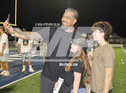 Thumbnail 3 in Polynesian Bowl (Team Mauka vs. Team Makai) photogallery.
