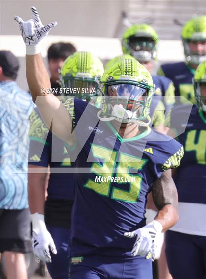 Thumbnail 2 in Polynesian Bowl (Team Mauka vs. Team Makai) photogallery.